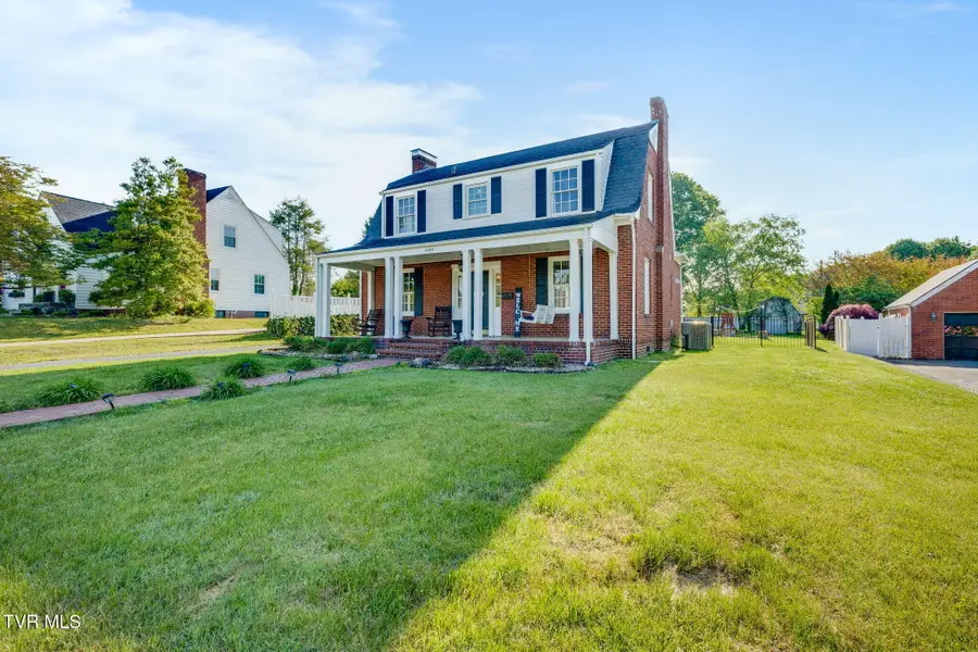 1608 Crescent Drive, Kingsport, TN 37664 - #2