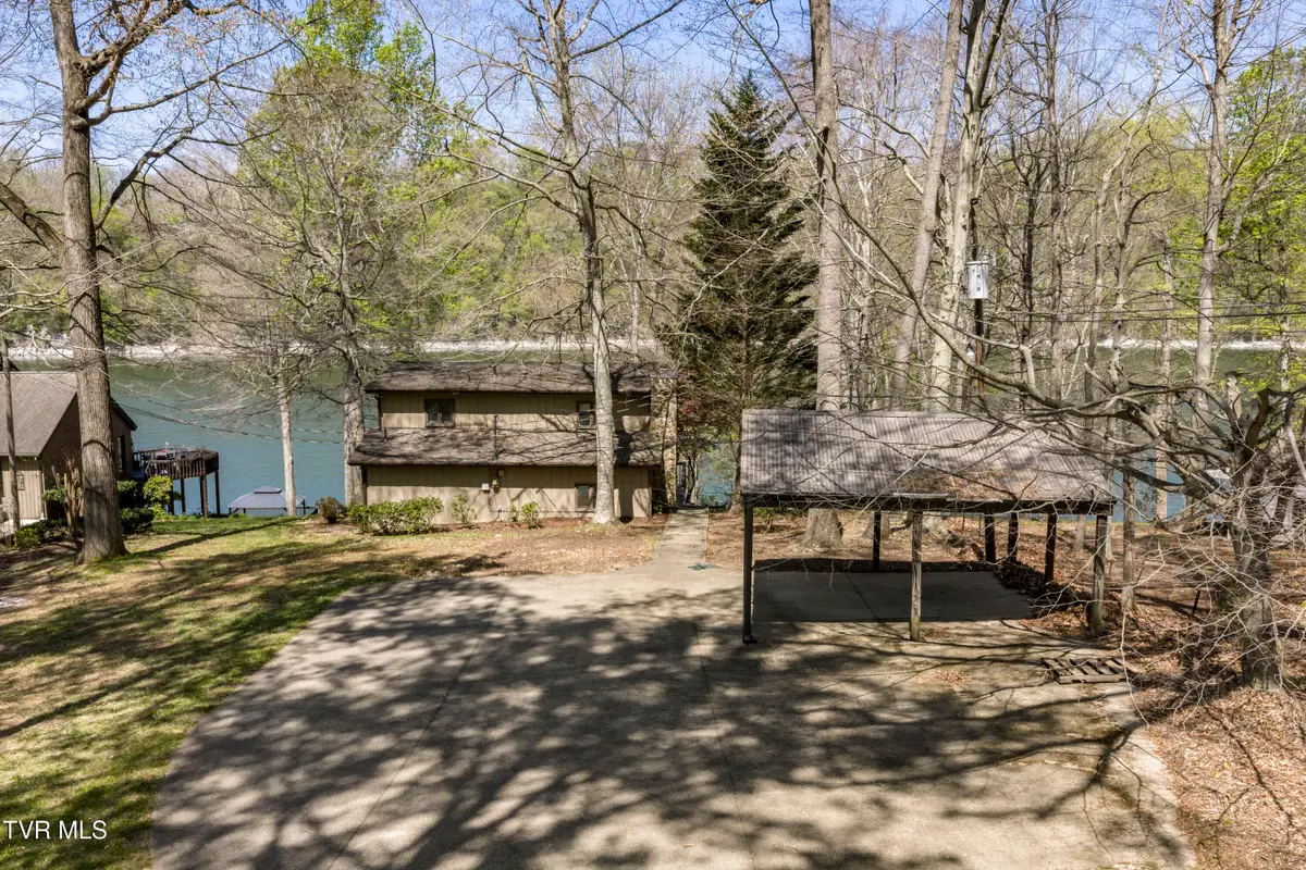 760 Lake Point Drive, Piney Flats, TN 37686 - #1