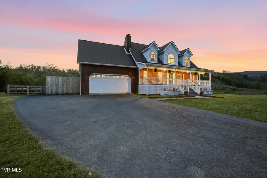 228 Sunrise Lane, Mountain City, TN 37683 - #2