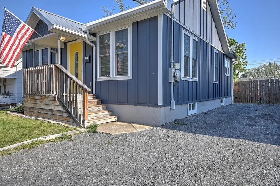 1315 Anderson Street, Bristol, TN 37620 - #2