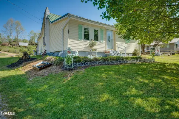 105 Samps Hollow Road, Elizabethton, TN 37643