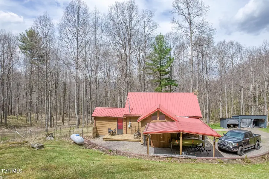 501 Two Branch Lane, Mountain City, TN 37683 - #2