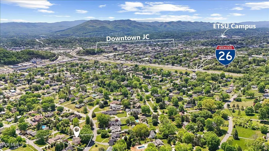 802 South Mountain View Circle, Johnson City, TN 37601 - #3