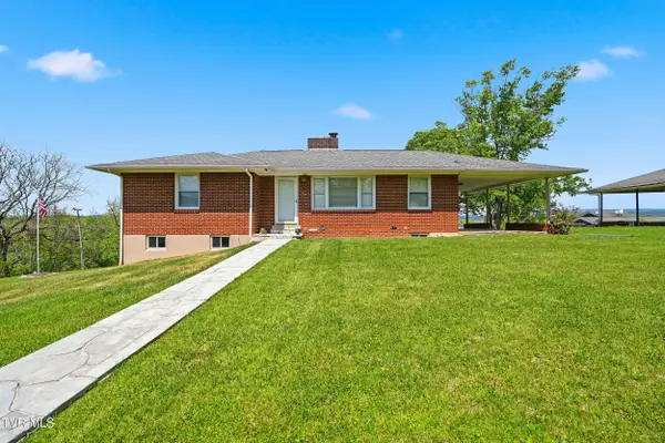 26 Wh Short Street, Castlewood, VA 24224