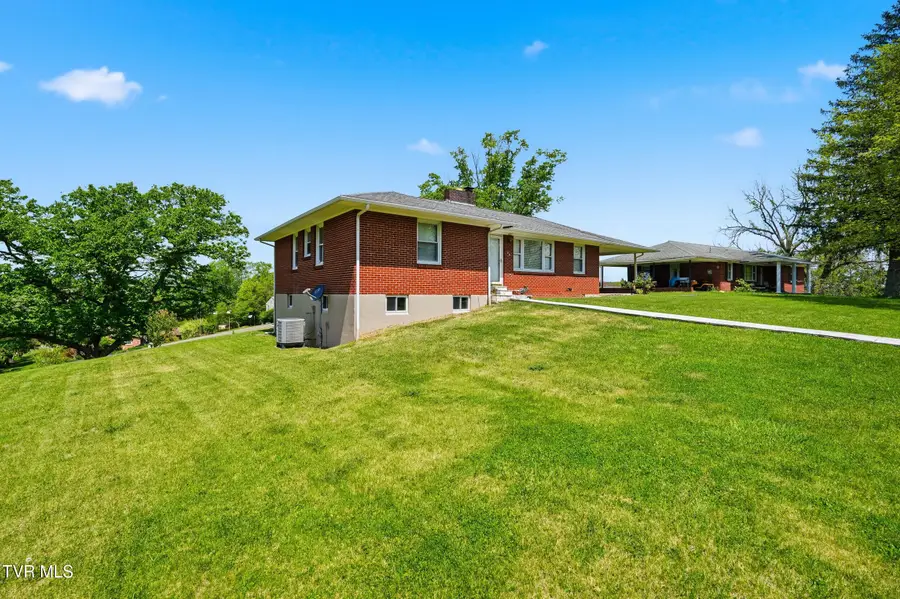26 Wh Short Street, Castlewood, VA 24224 - #3
