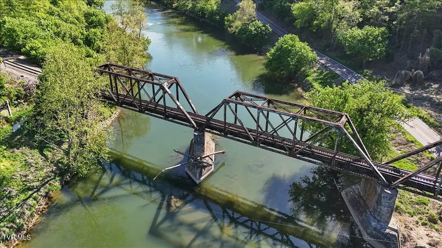 143 Mustang Street, Duffield, VA 24244 - #3