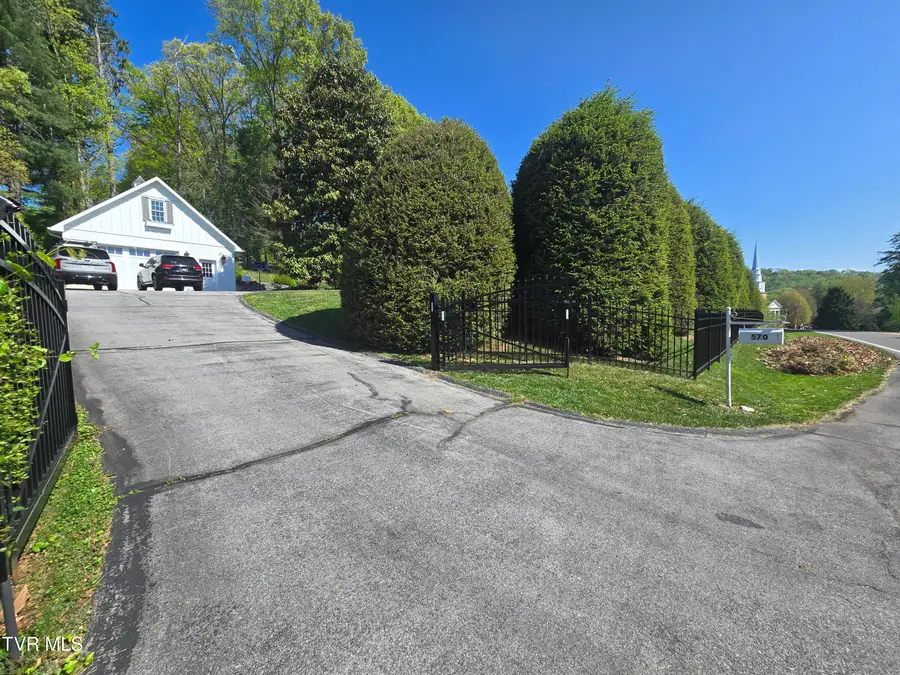 570 Valley Drive, Bristol, VA 24201 - #2