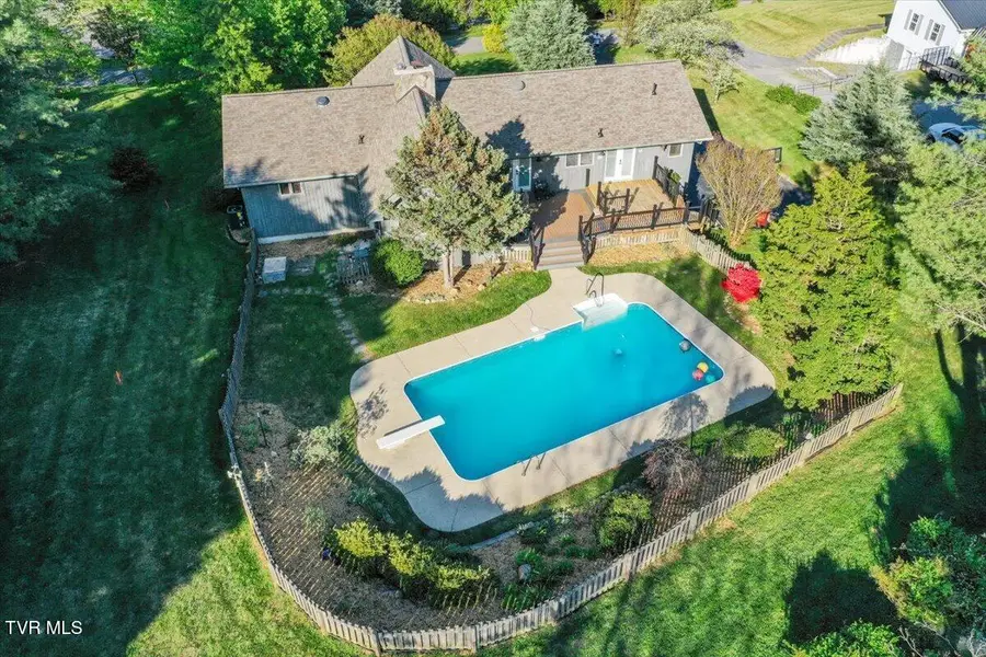 1305 Knob Creek Road, Johnson City, TN 37604 - #2