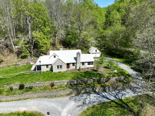 303 Tennessee 143, Roan Mountain, TN 37687