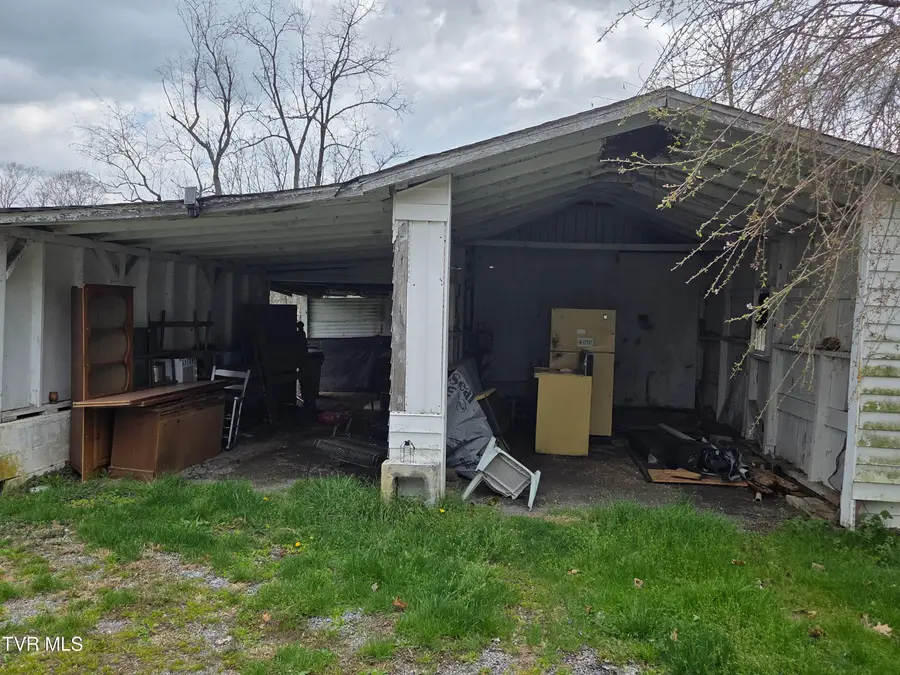 10189 Crescent Road, Glade Spring, VA 24340 - #2