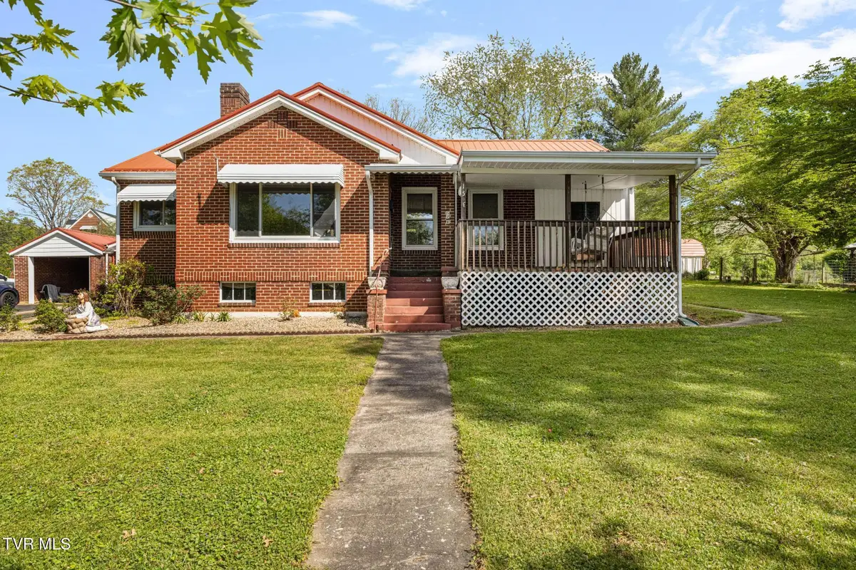 153 Forest Avenue, Pennington Gap, VA 24277 - #1