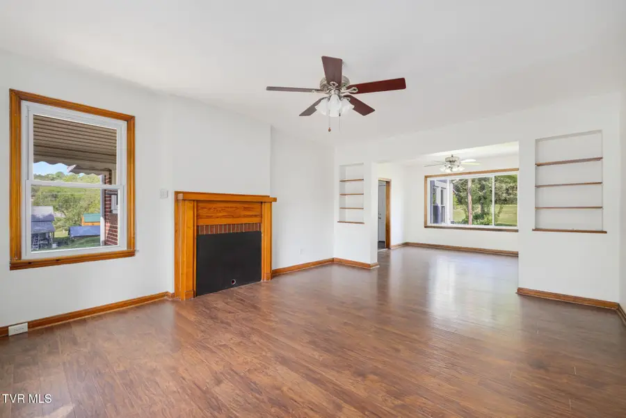 153 Forest Avenue, Pennington Gap, VA 24277 - #3