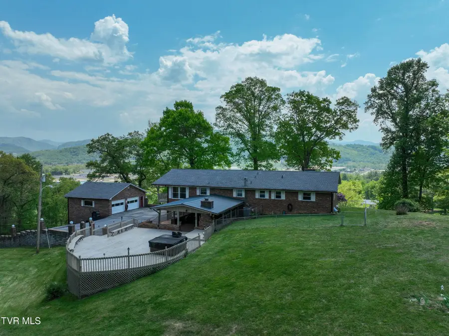 161 Judge Ben Allen Road, Elizabethton, TN 37643 - #3