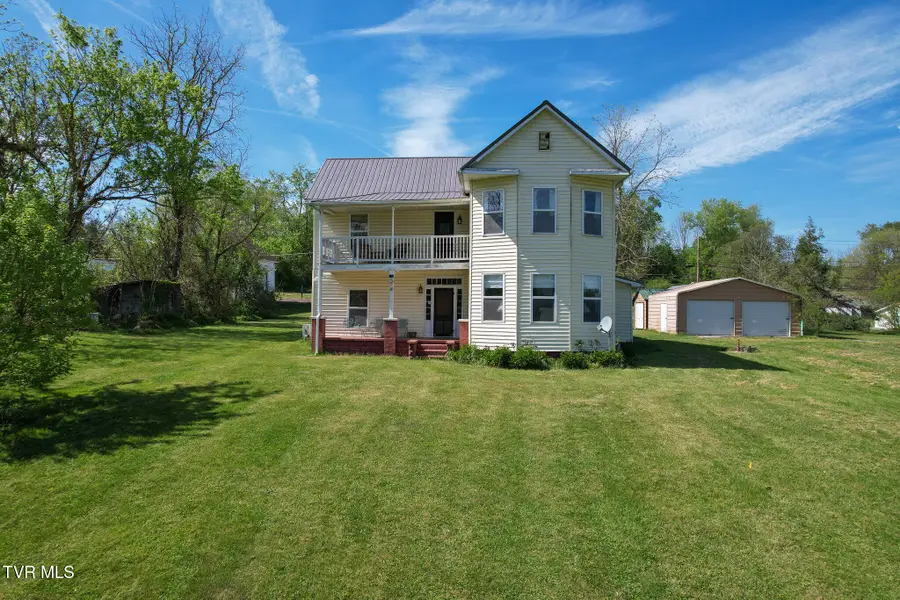 210 Evergreen Street, Glade Spring, VA 24340 - #2