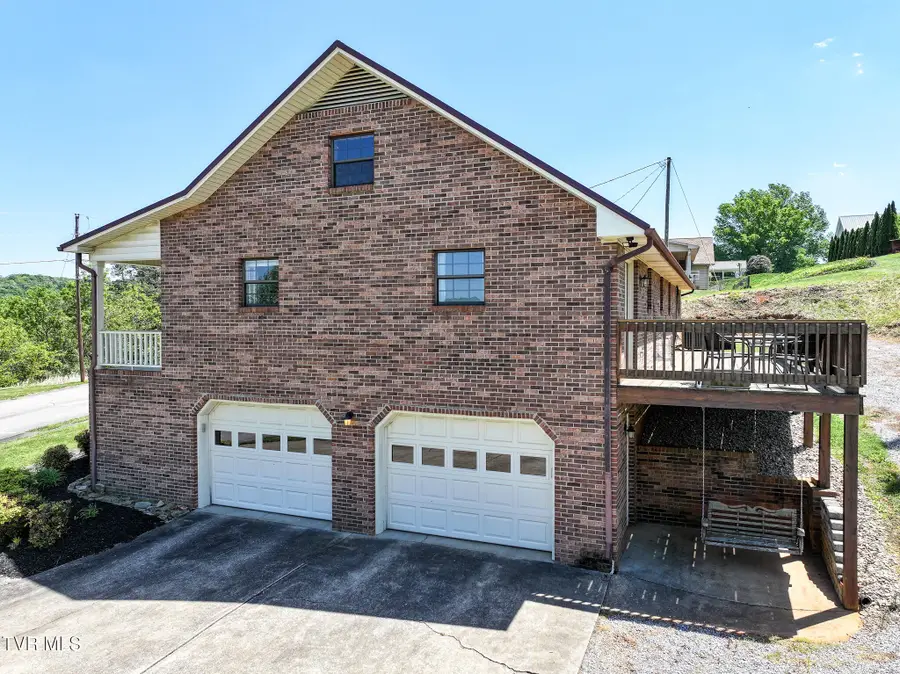275 West Hills Drive, Mosheim, TN 37818 - #2
