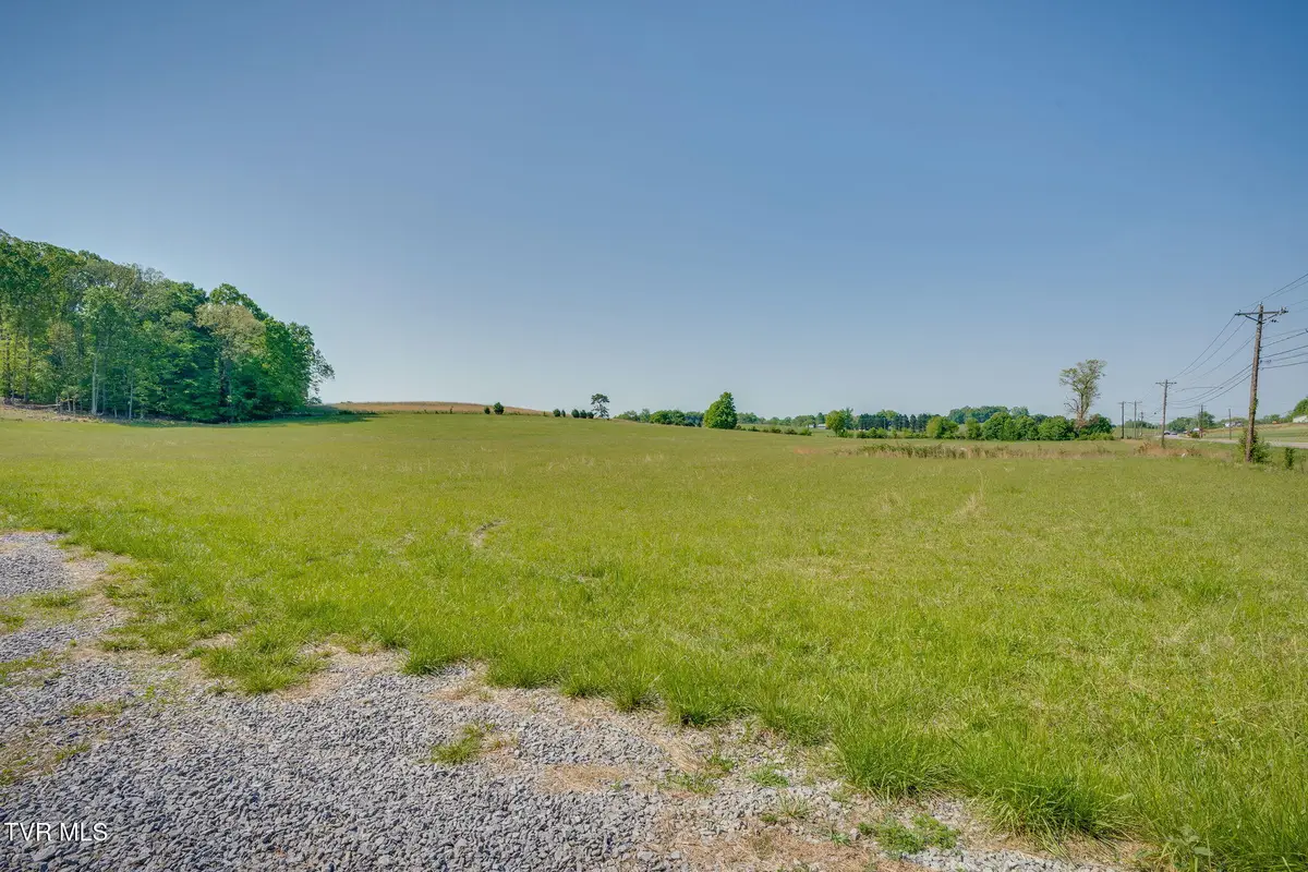 826 Main Street, Surgoinsville, TN 37873 - #1