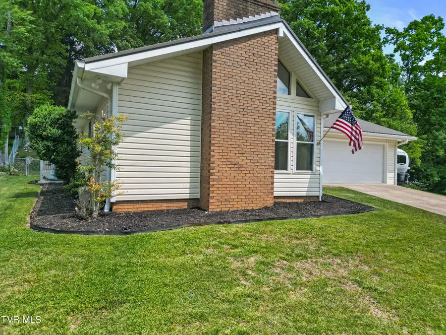 1231 Tanglewood Drive, Greeneville, TN 37743 - #3