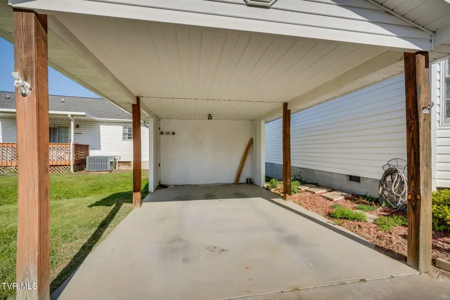 610 Race Street #6, Elizabethton, TN 37643 - #3