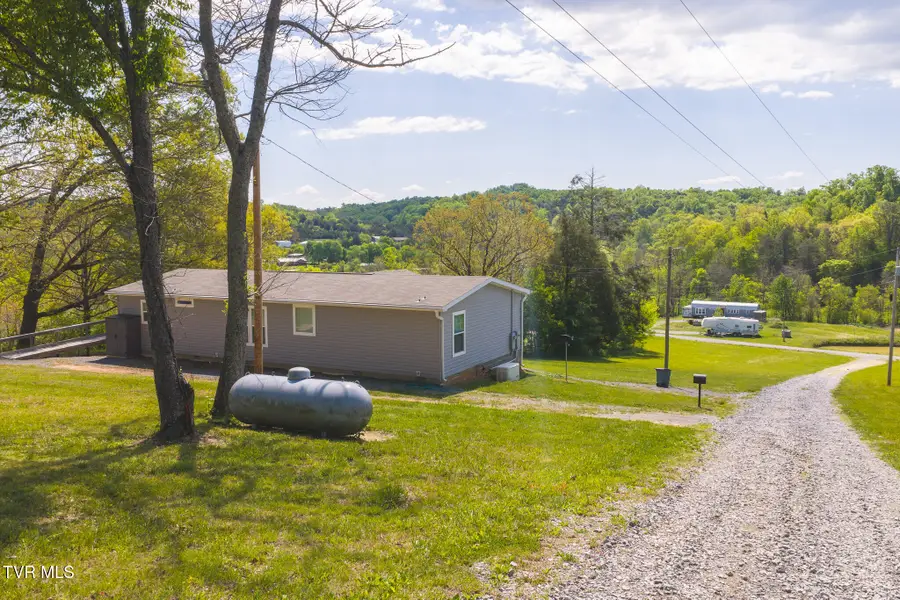 152 Keisling Road, Bybee, TN 37713 - #2