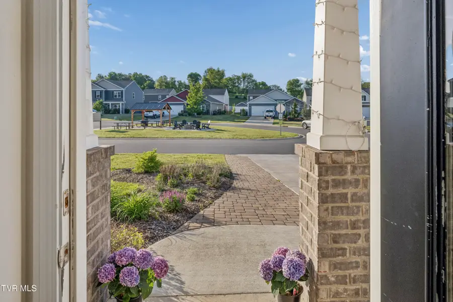 5142 Wildlife Circle, Piney Flats, TN 37686 - #3