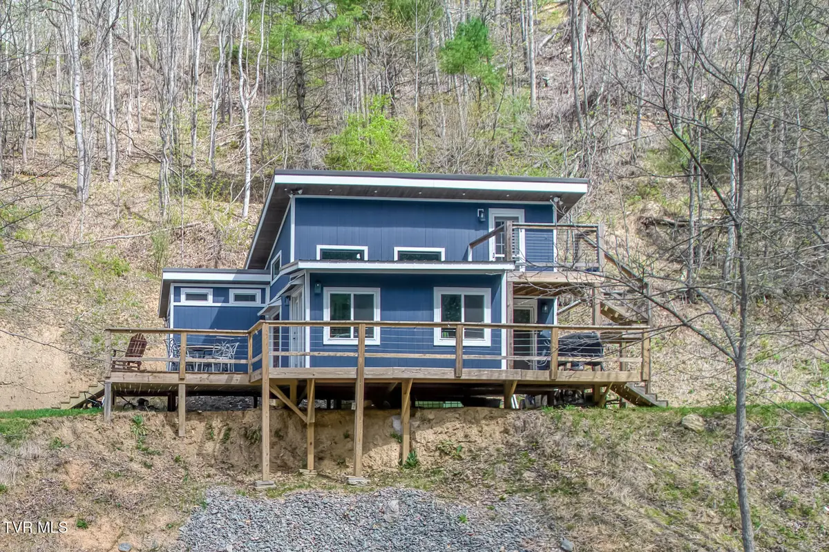 633 T Greer Road, Mountain City, TN 37683 - #1