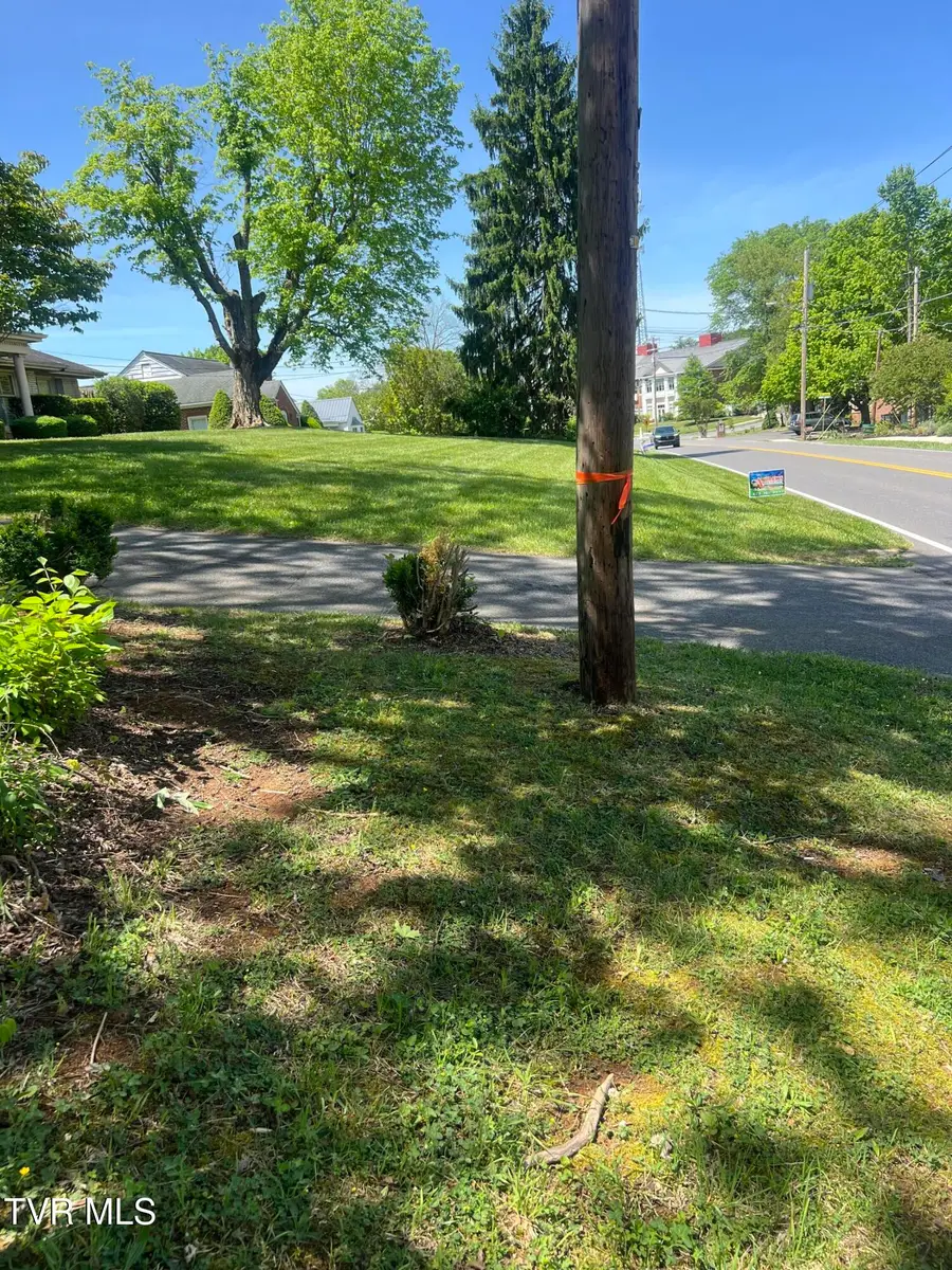 412 East Main Street, Jonesborough, TN 37659 - #3