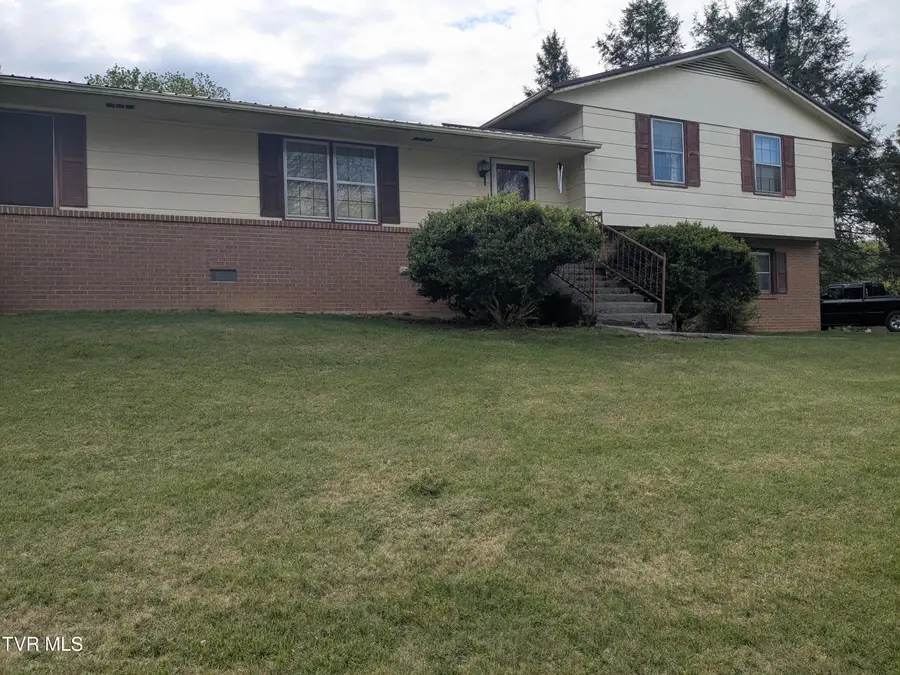 201 Spring Brook Drive, Bristol, TN 37620 - #2