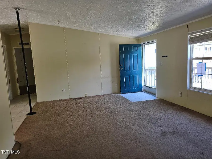 8802 Gateway Drive, Wise, VA 24293 - #2