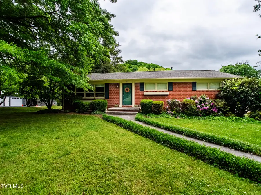 125 Cresswood Drive, Rogersville, TN 37857 - #2