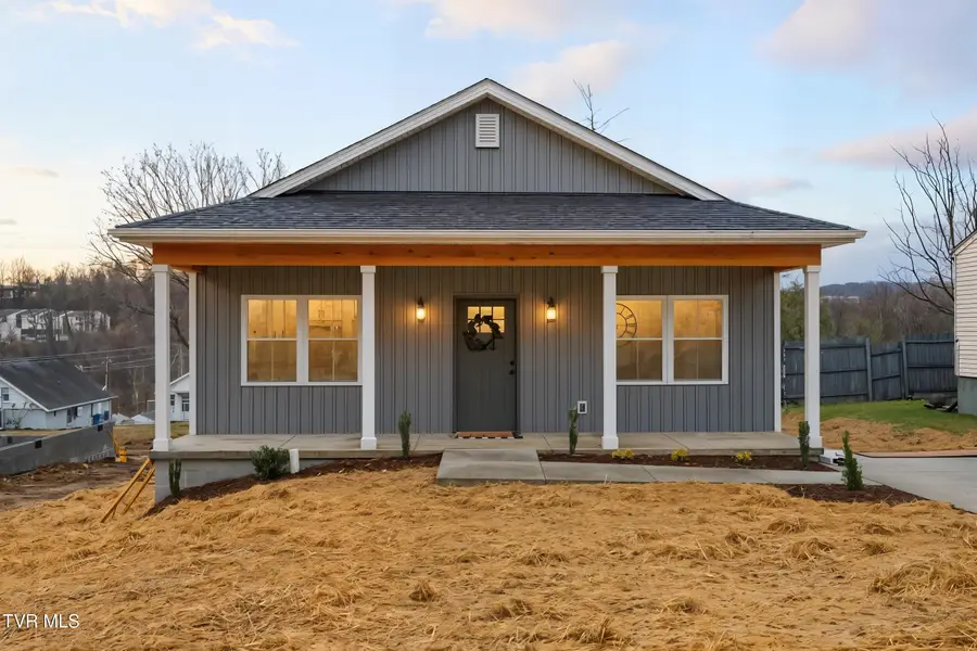 389 Wallace Pike, Bristol, VA 24201 - #2
