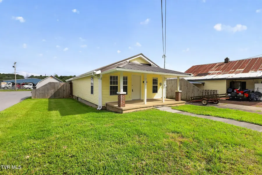 2112 East Myrtle Avenue, Johnson City, TN 37601 - #2
