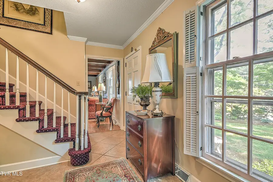 211 Crestwood Drive, Johnson City, TN 37601 - #3