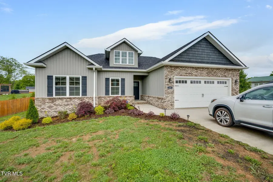 225 Old Stage Road, Johnson City, TN 37615 - #2