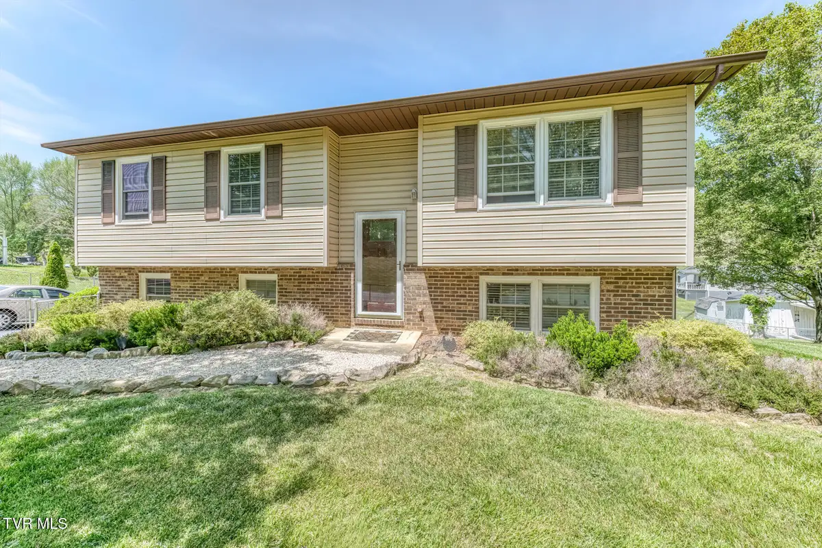 560 Big Ridge Road, Kingsport, TN 37660 - #1