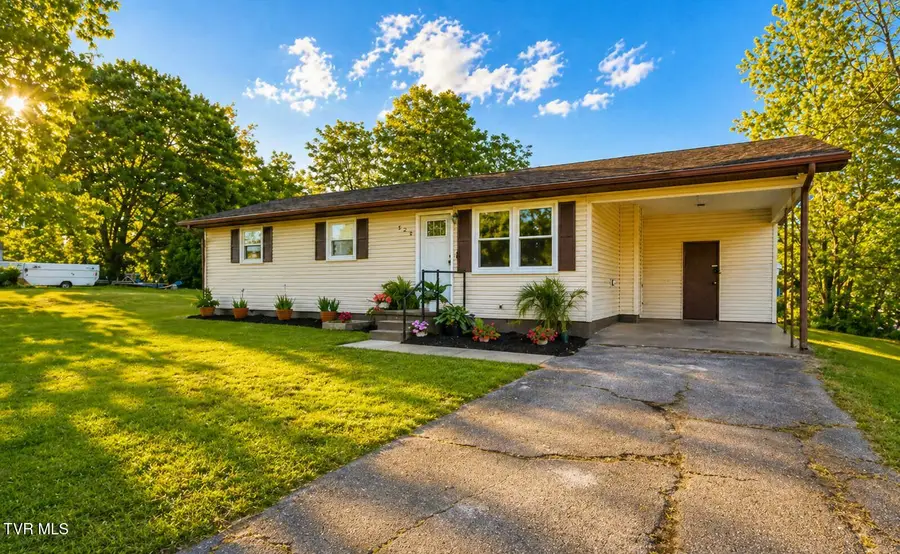 728 South Lynn Avenue, Elizabethton, TN 37643 - #2