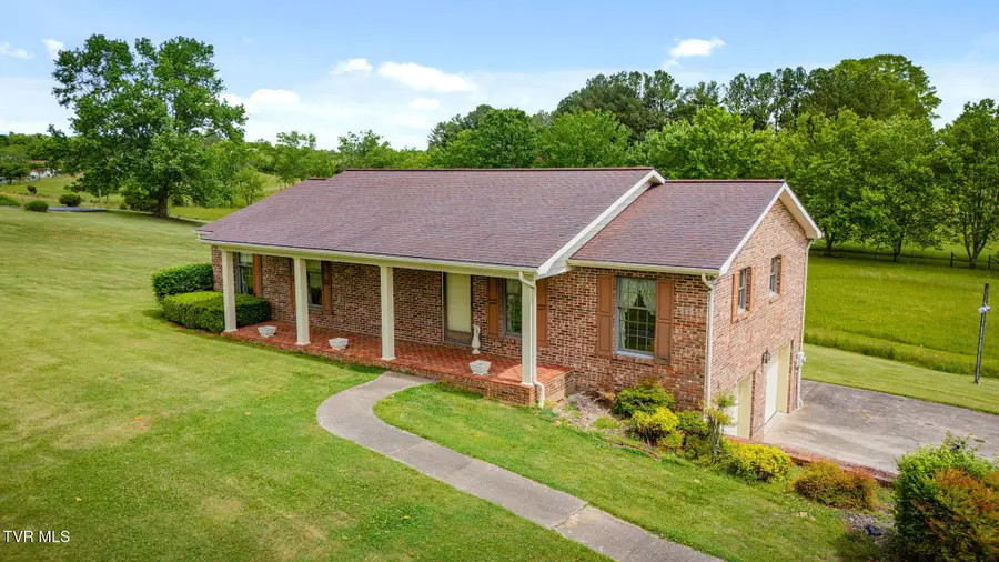453 Twin Barns Road, Greeneville, TN 37743 - #2