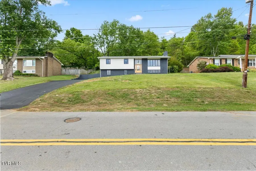 830 Foothills Road, Kingsport, TN 37663 - #3