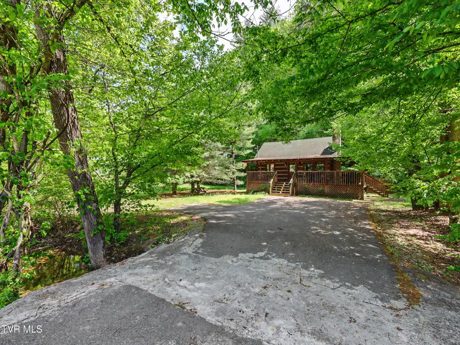 1561 Jobey Green Hollow Road, Sevierville, TN 37876 - #2