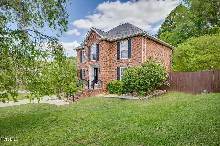 216 Fox Chase Drive, Kingsport, TN 37664 - #2