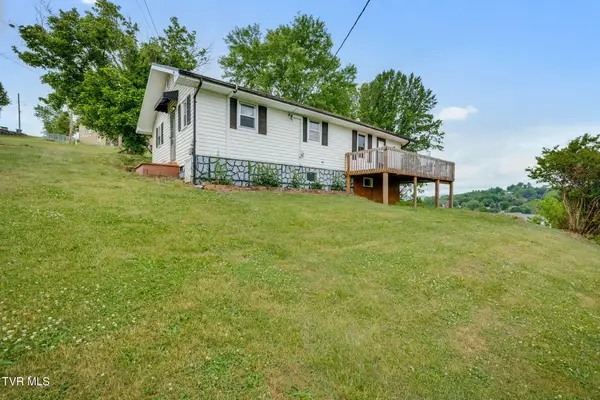 930 Tip Top Avenue, Kingsport, TN 37665