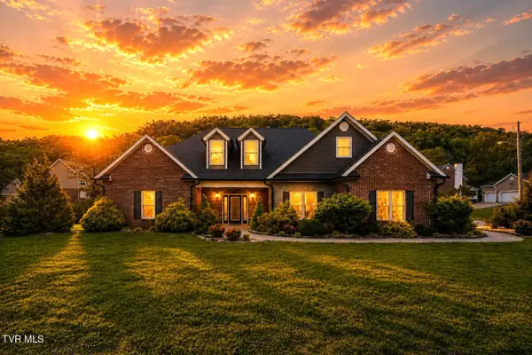 3901 Leaf Point, Kingsport, TN 37663