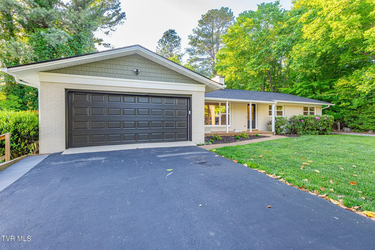 3601 Hazelnut Drive, Kingsport, TN 37664 - #1