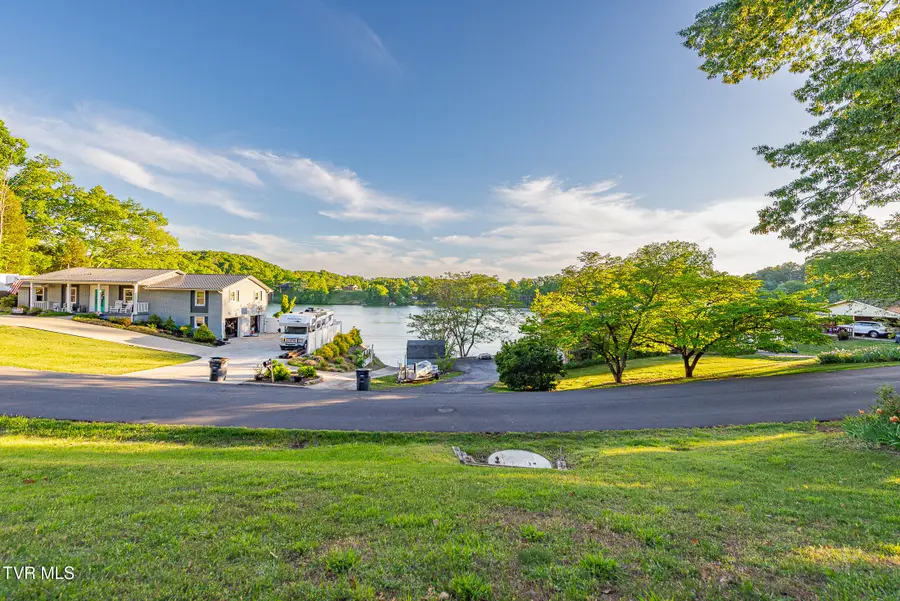3601 Hazelnut Drive, Kingsport, TN 37664 - #3