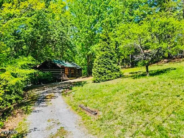 2208 Lake View Lane, Sevierville, TN 37876 - #2