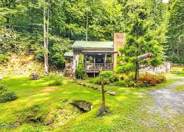 415 Stone Mtn Road, Bulls Gap, TN 37711