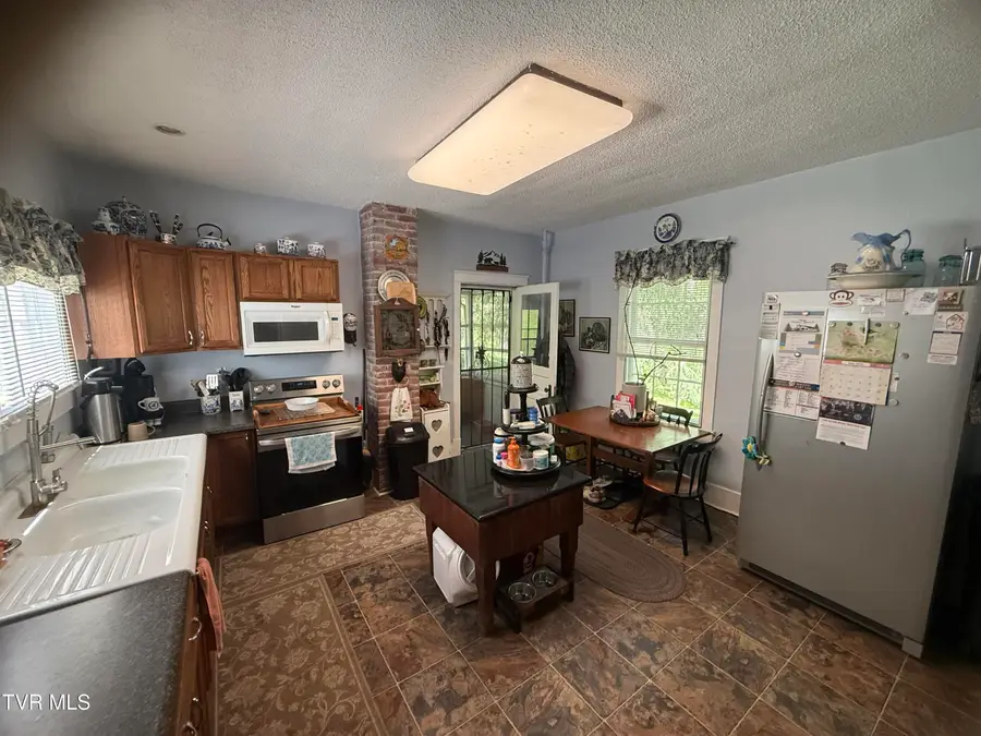 5912 Dunbar Road, Appalachia, VA 24216 - #3