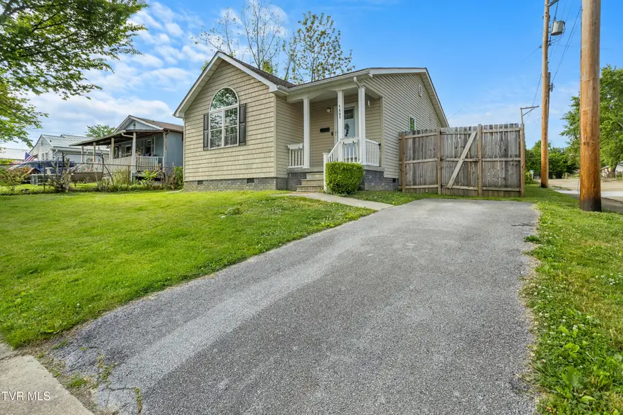 1001 Minton Place, Kingsport, TN 37660 - #2