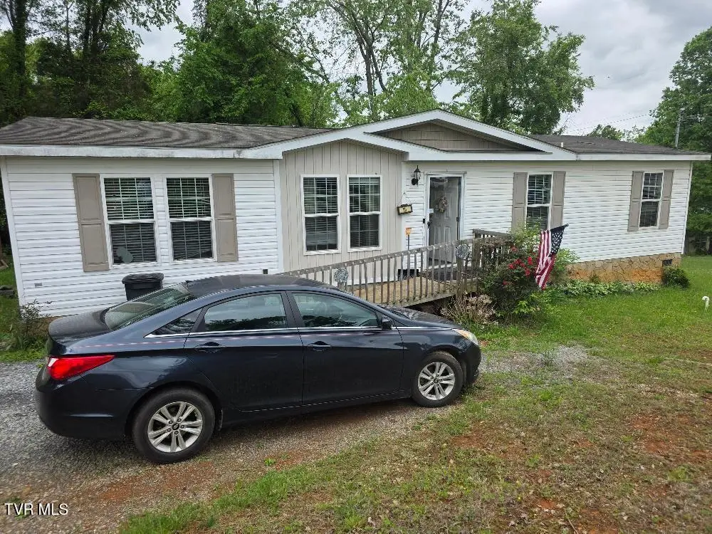 311 Lakeview Circle, Bluff City, TN 37618 - #1