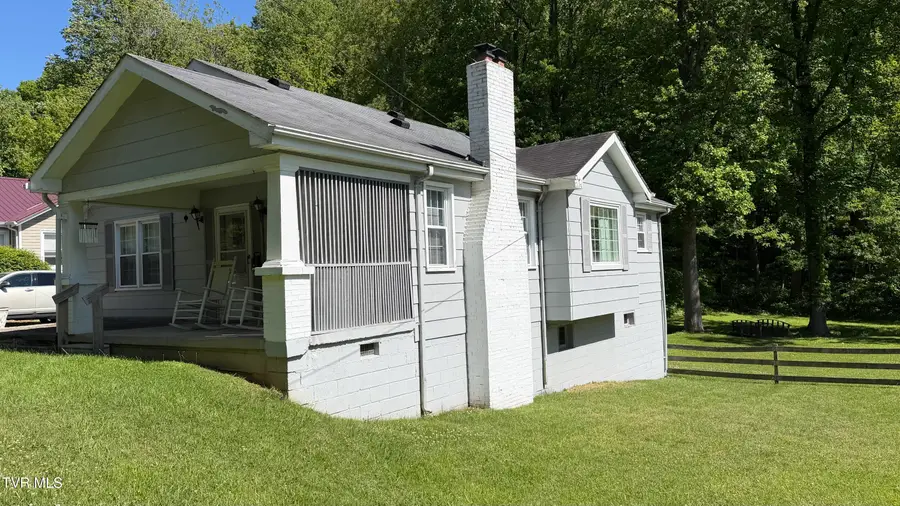 1420 East Cedar Street, Bristol, TN 37620 - #2