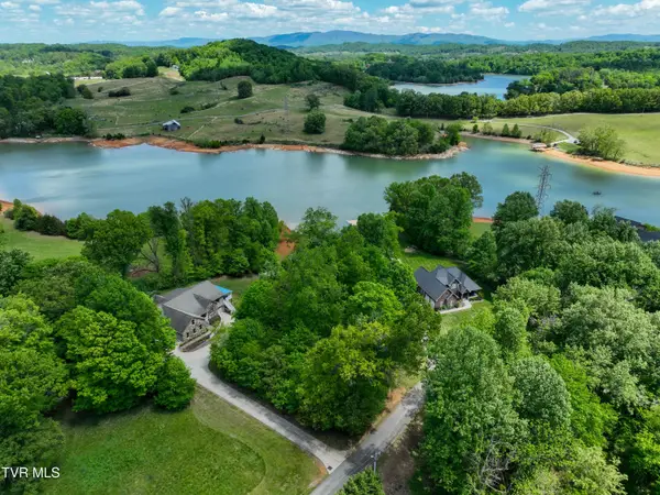 278 Candy Creek Private Drive, Blountville, TN 37617